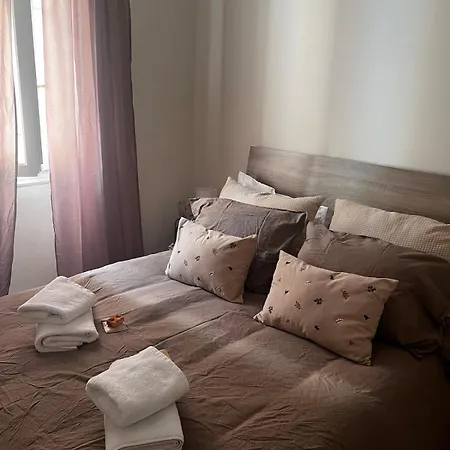 Amonis House Apartment Ermoupoli