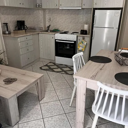 Amonis House Apartment